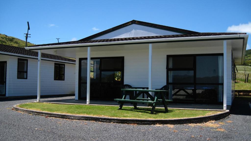 Opononi Hotel Exterior photo