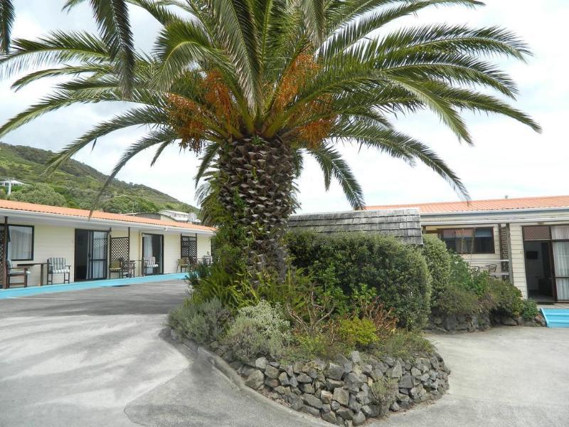 Opononi Hotel Exterior photo